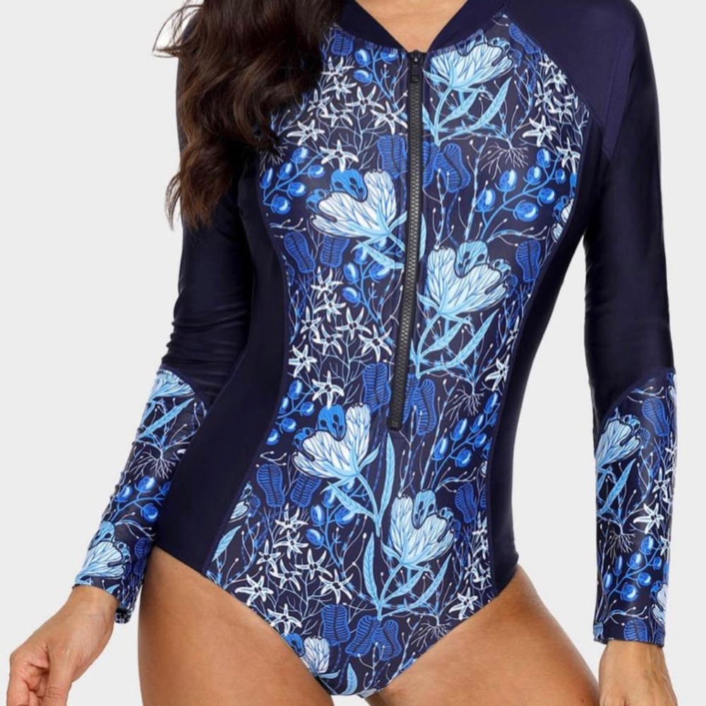 One piece swimsuit/ rash guard